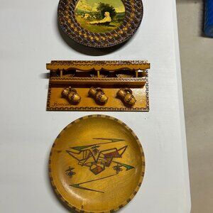 Various vintage wooden Romanian decorative items